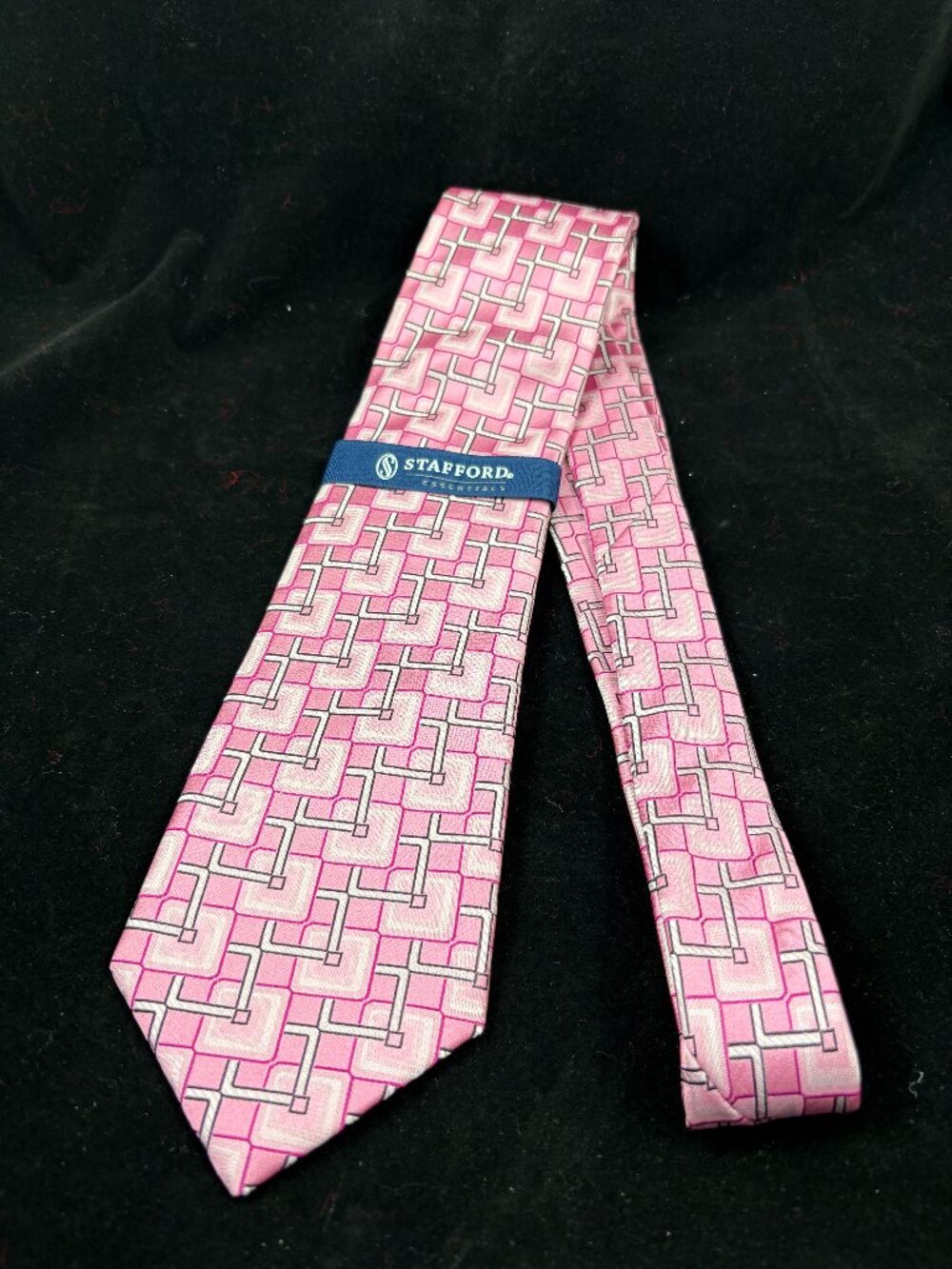 Stafford Essentials Men's Tie Pink Silk NEW